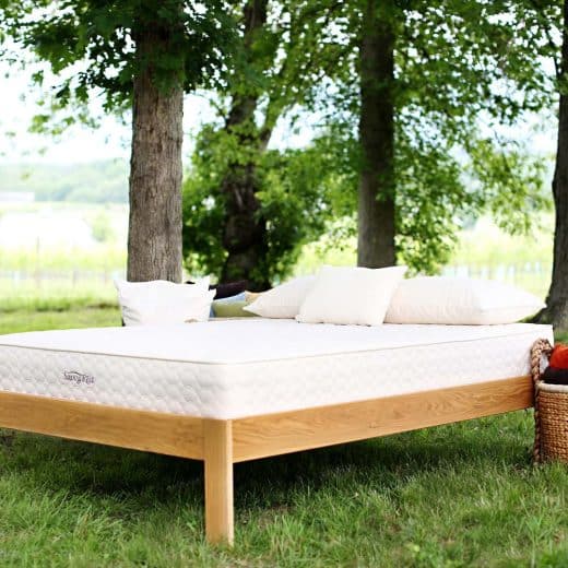 Natural spring mattress with recycling-steel innerpsring